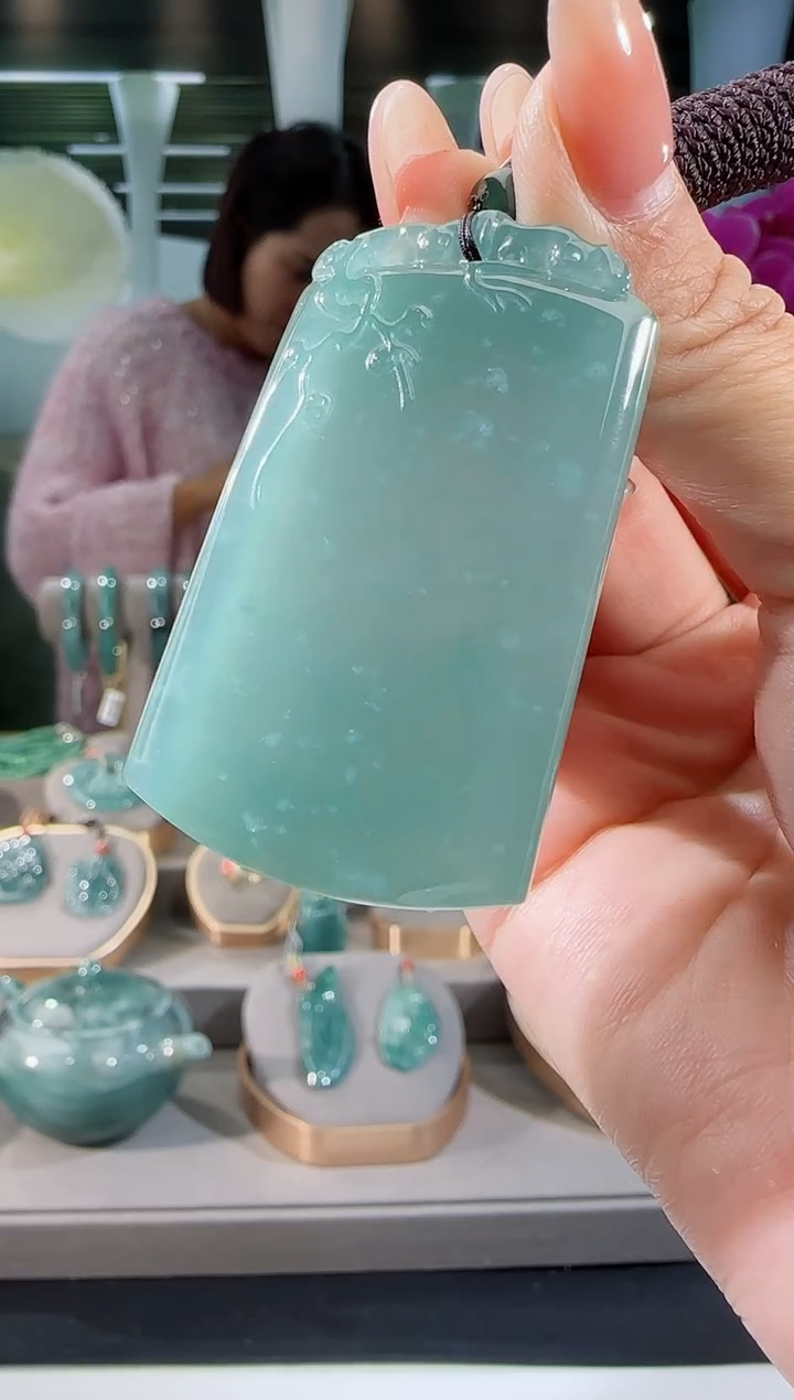 【闪购商品】翡翠吊坠(不含链)未镶嵌无事牌多样性发一