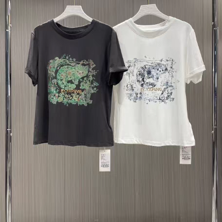 夏季新款时尚百搭宽松圆领短袖T恤大版半袖女设计感小众休闲上衣