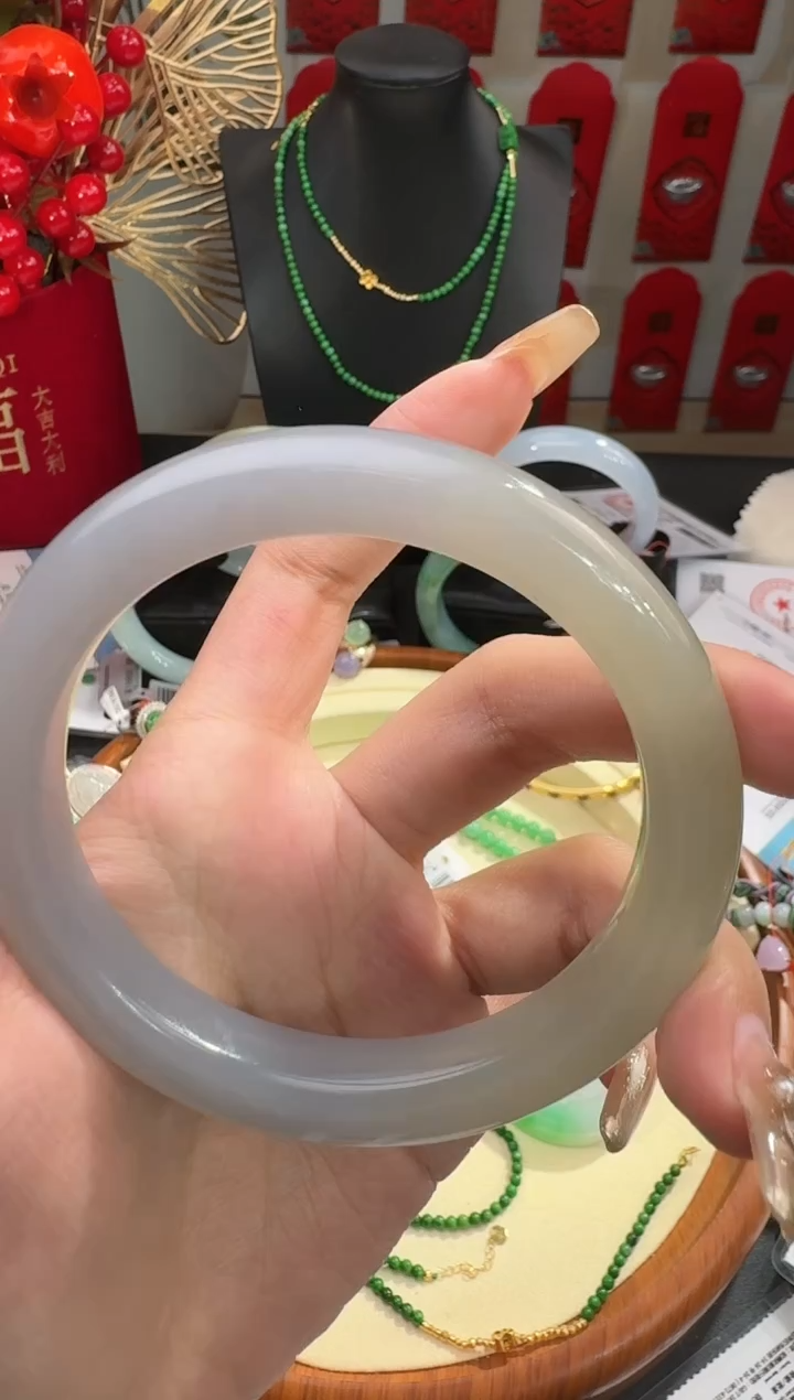 【闪购商品】和田玉手镯未镶嵌手镯