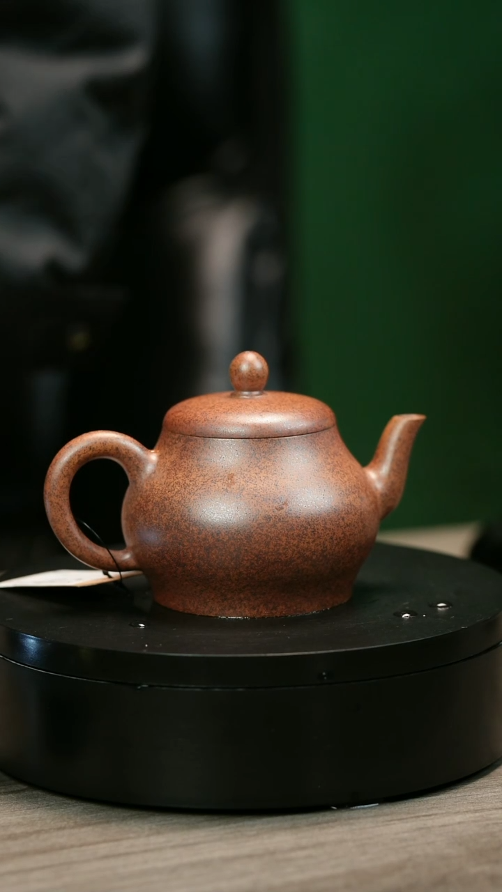 茶壶紫砂起*H2335赵翠虹天星光素三弯宫灯