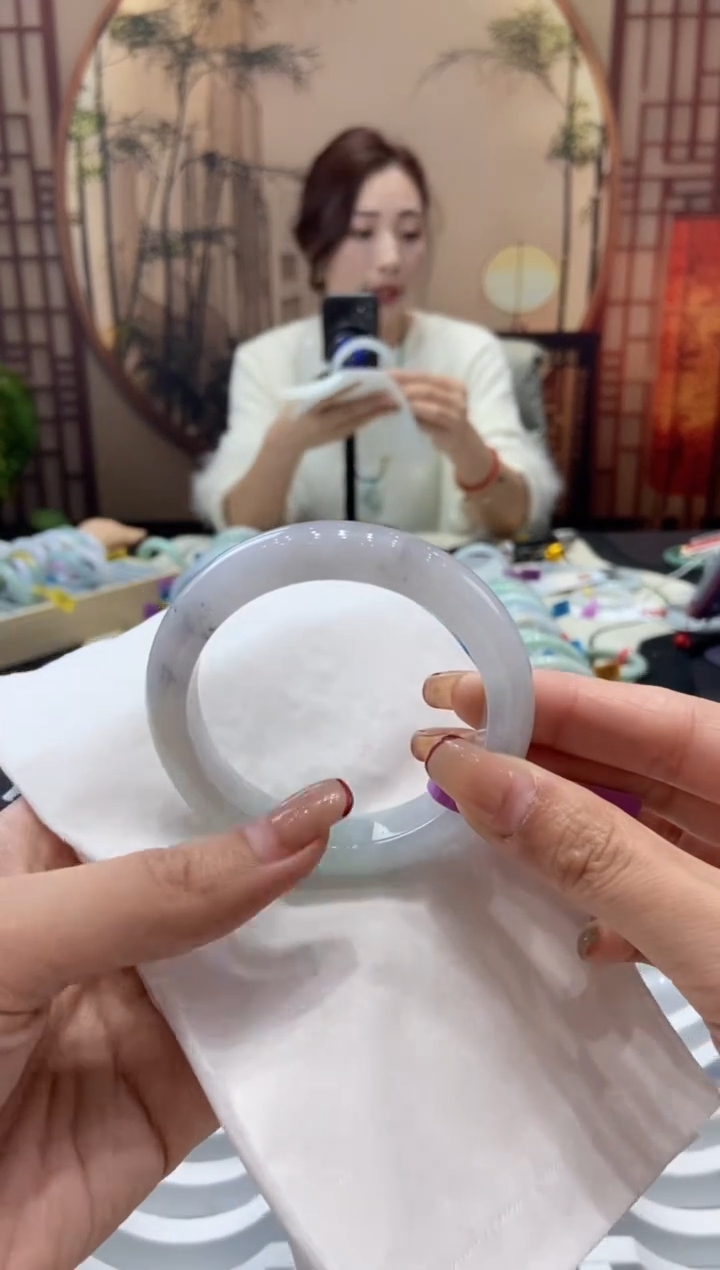 【闪购商品】翡翠手镯未镶嵌000010074