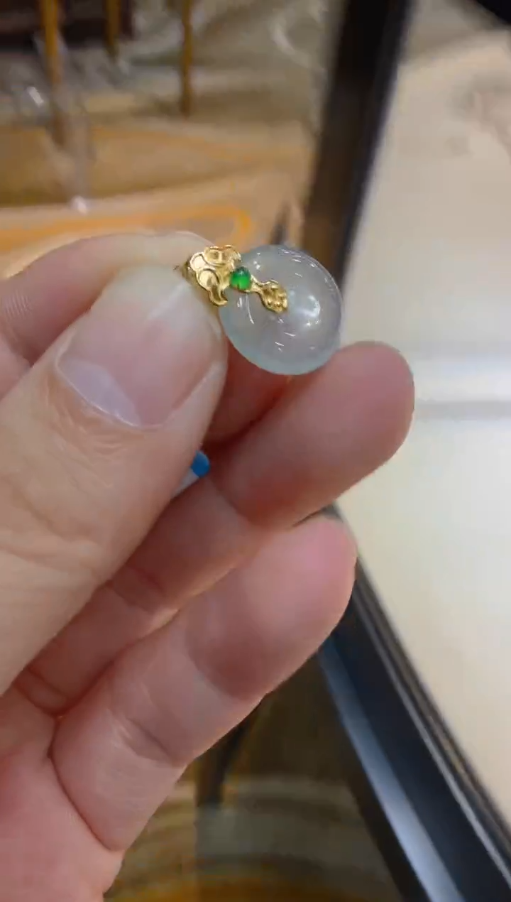 吊坠(不含链)18K金镶嵌翡翠多样性团购发一件