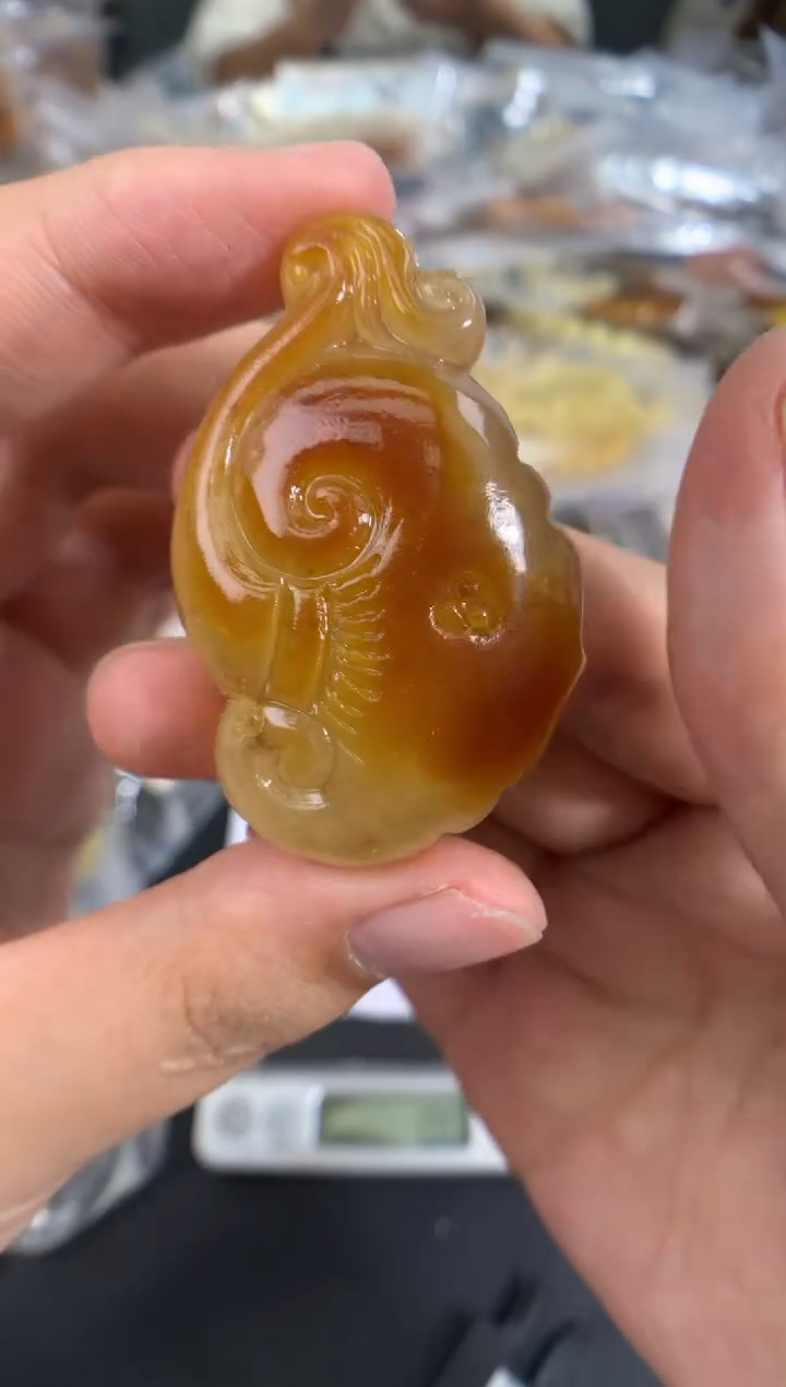 蜜蜡未镶嵌珠宝奇石1