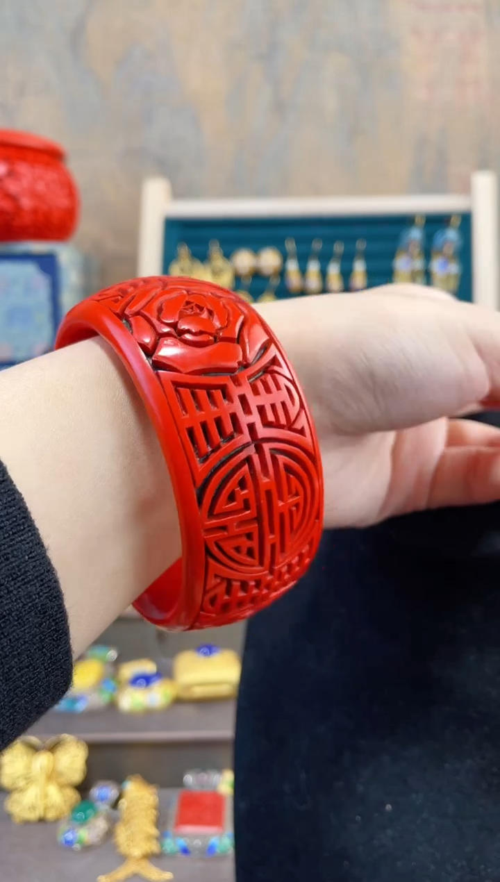 【闪购商品】非遗雕漆镯子寿字牡丹宽59-62