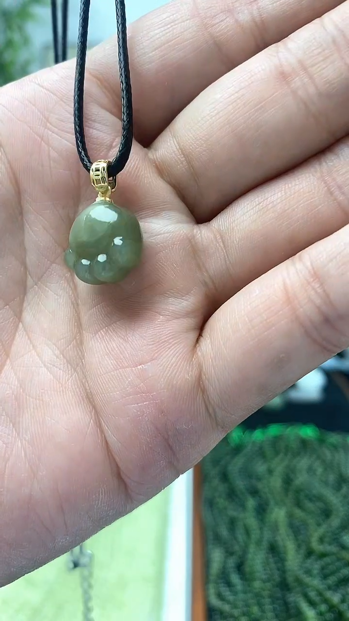 和田玉未镶嵌颈饰猫爪