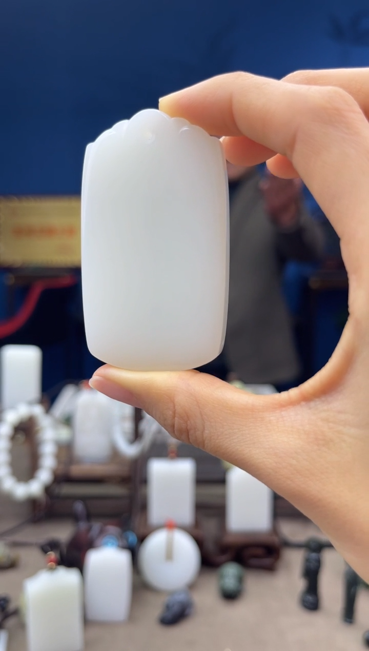 【闪购商品】和田玉颈饰未镶嵌1