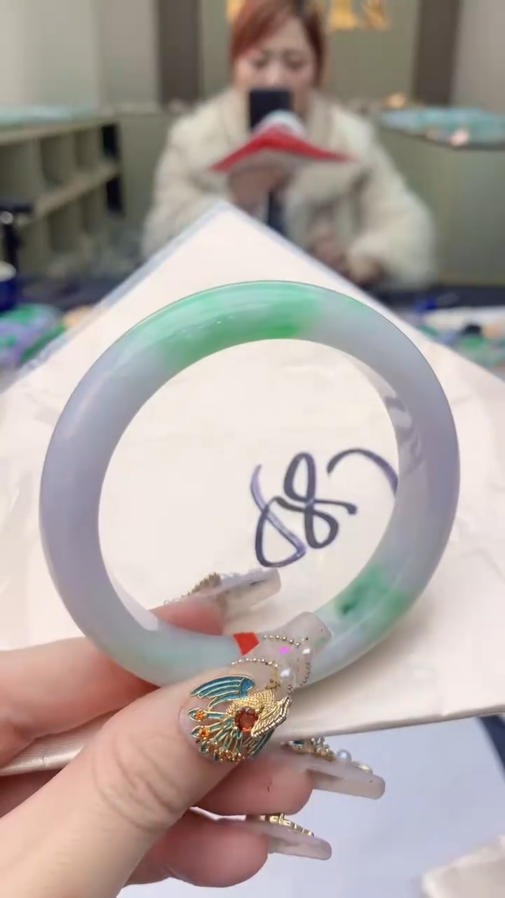 【闪购商品】翡翠手镯未镶嵌0833859235