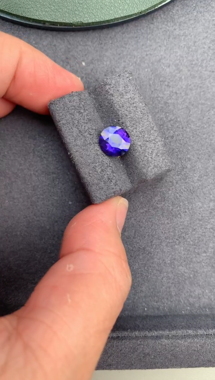 【闪购商品】彩色蓝宝石裸石未镶嵌2.1ct无烧紫蓝宝
