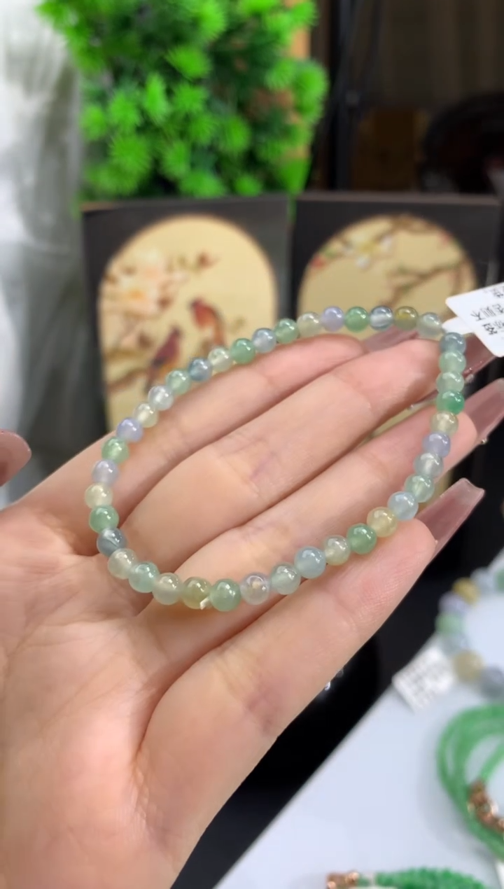 未镶嵌翡翠手串卡4.5mm（有纹）