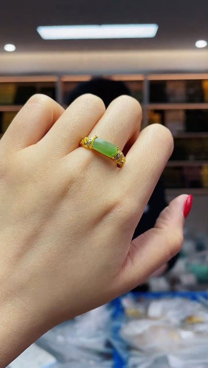 【闪购商品】和田玉·未镶嵌多样性发一件