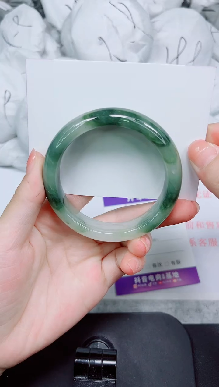 石英质玉手镯未镶嵌40-56