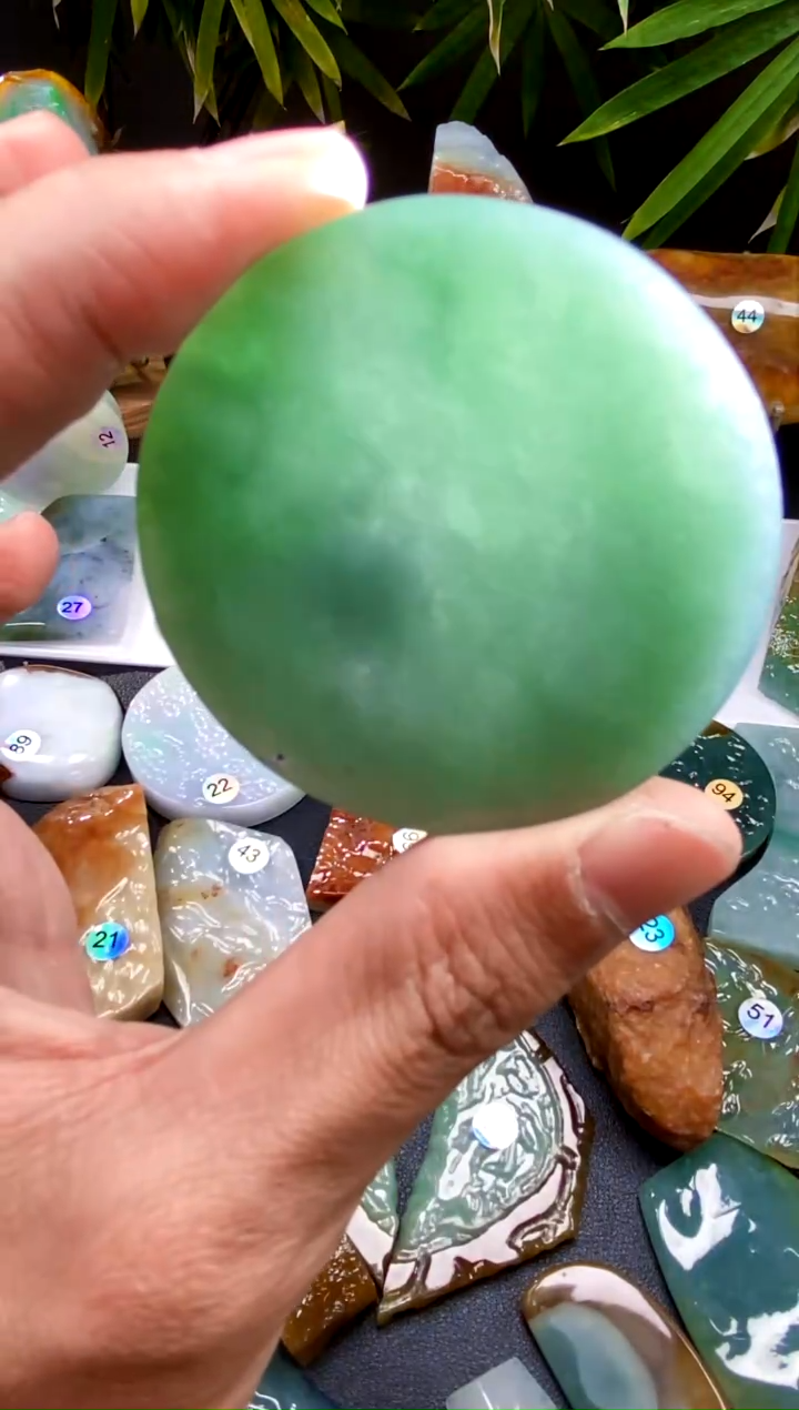 【闪购商品】定制翡翠未镶嵌翡翠