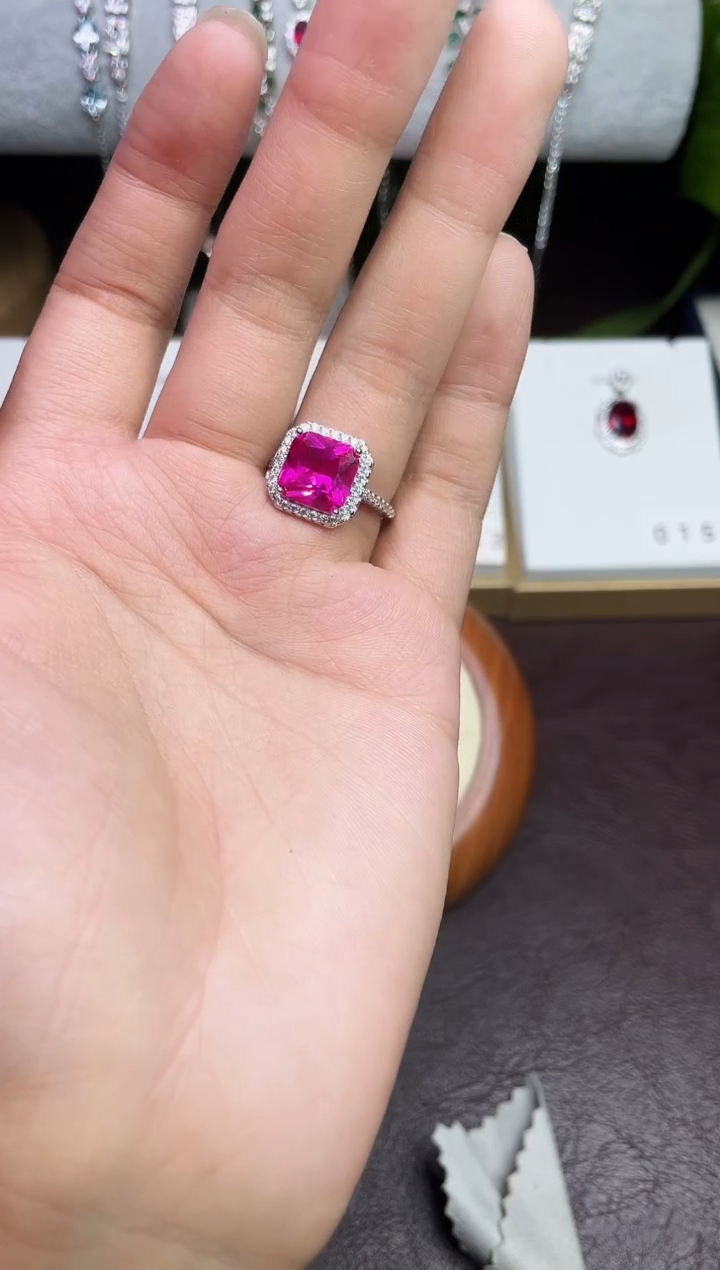 合金合成钻石耳饰热粉戒指