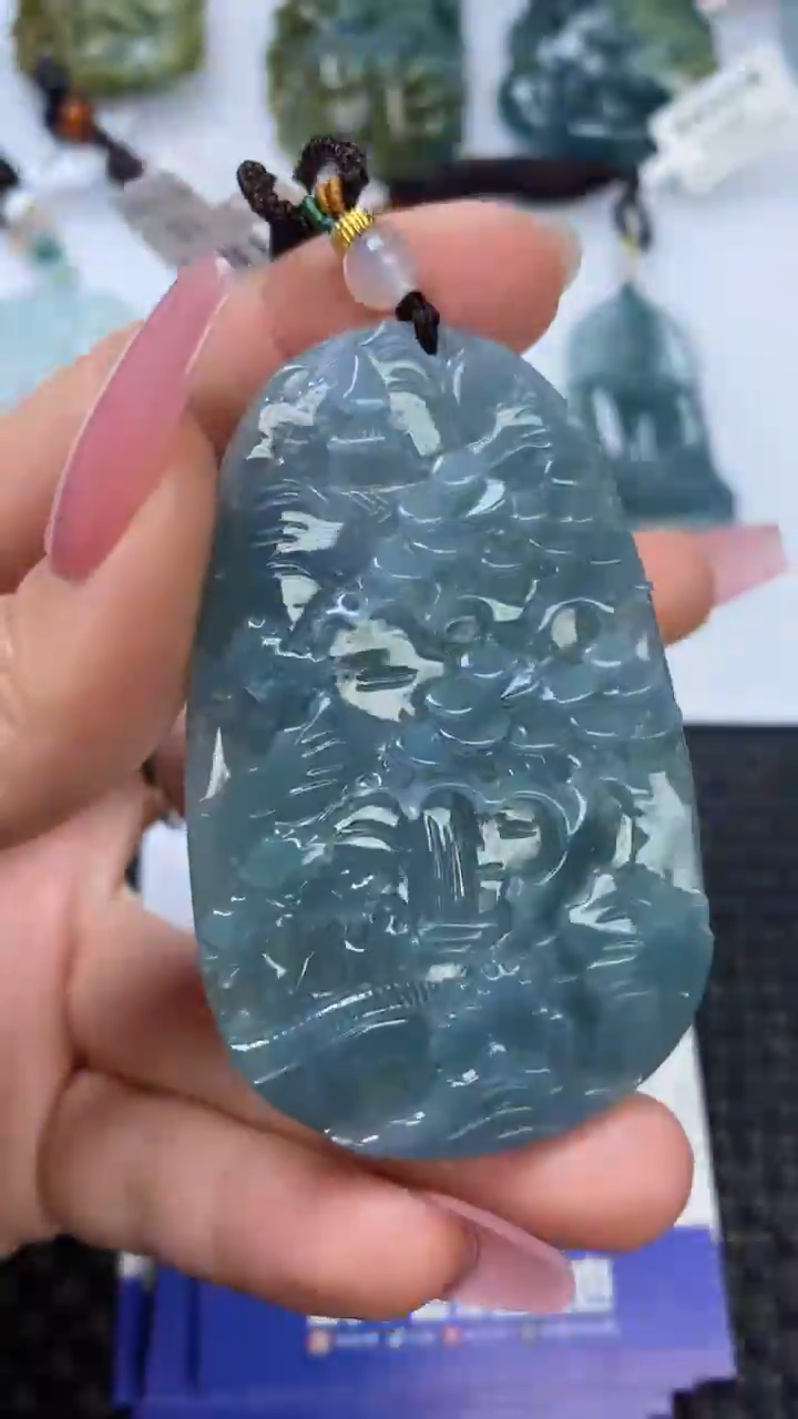 【闪购商品】翡翠颈饰未镶嵌111111111111111