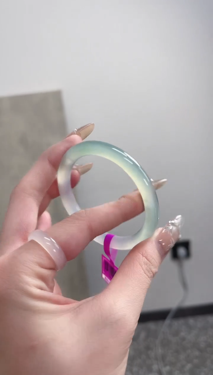 【闪购商品】玛瑙/玉髓手镯未镶嵌53圈 需要包容圆条