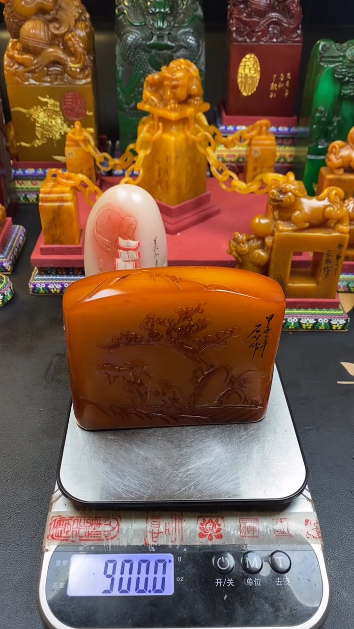 寿山石印石田黄薄意雕摆件