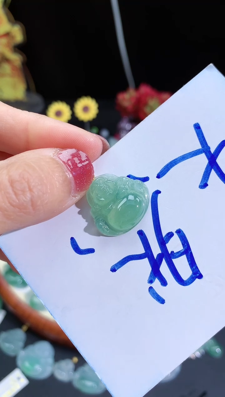 【闪购商品】翡翠颈饰未镶嵌佛公