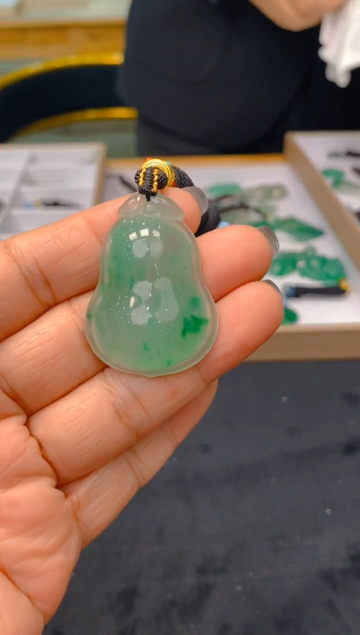 【闪购商品】石英质玉颈饰未镶嵌冰美人非洲翠041