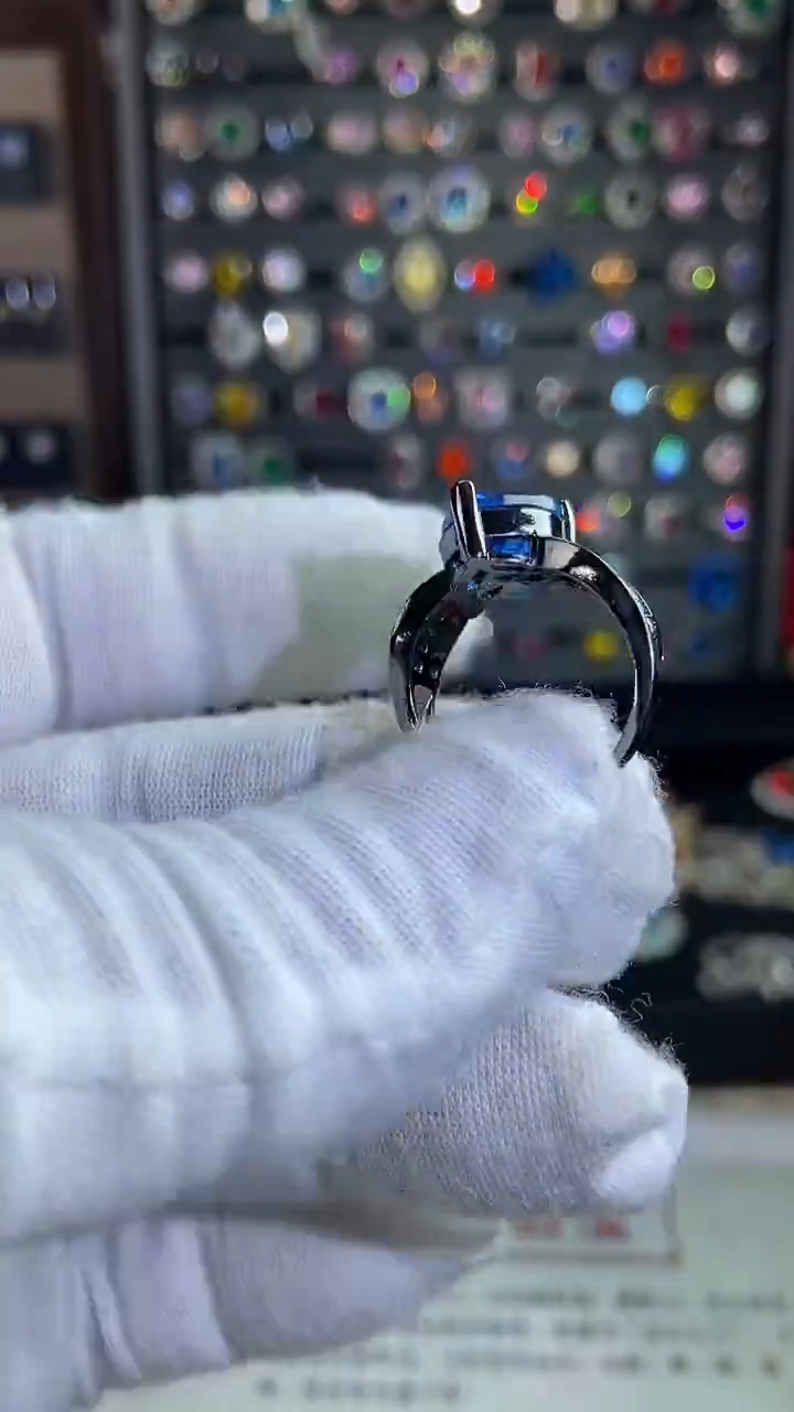 5蓝宝石（处理）戒指B12.11-207