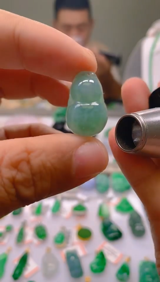 【闪购商品】翡翠颈饰未镶嵌新号开播，全场乱卖