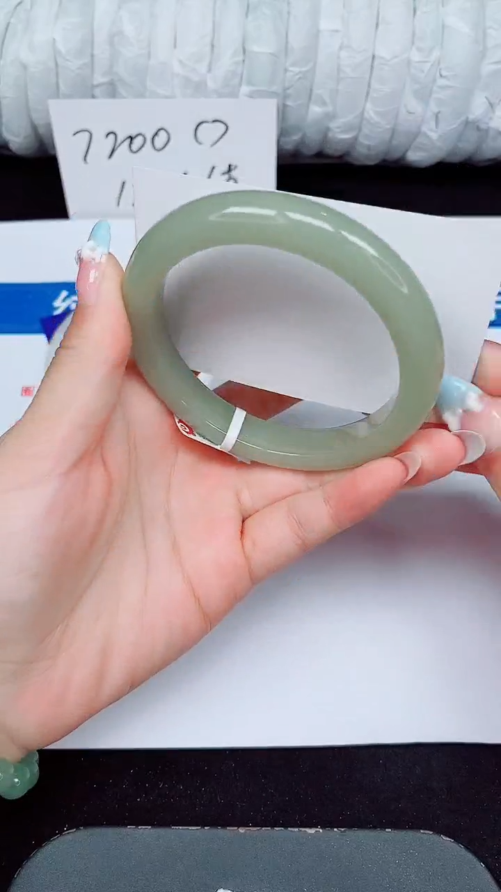 未镶嵌手镯石英质玉101-62/63