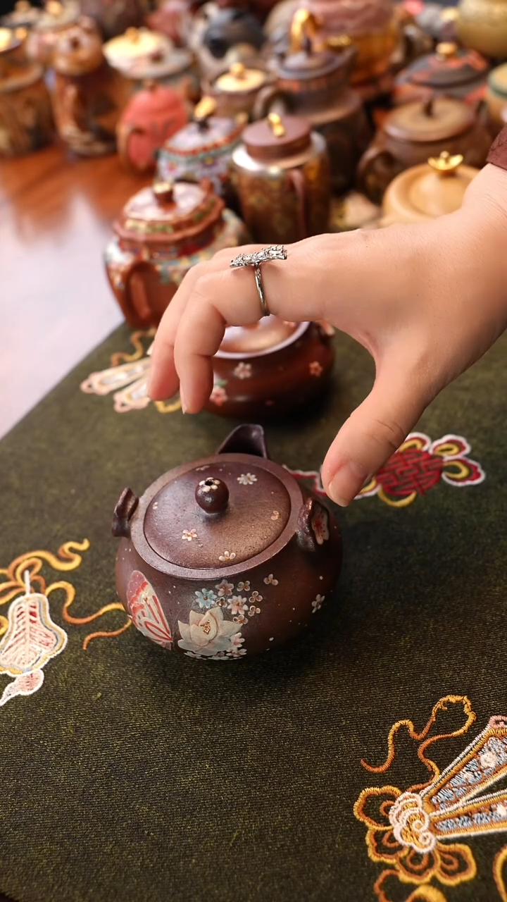 茶壶紫砂蝶恋花手抓壶