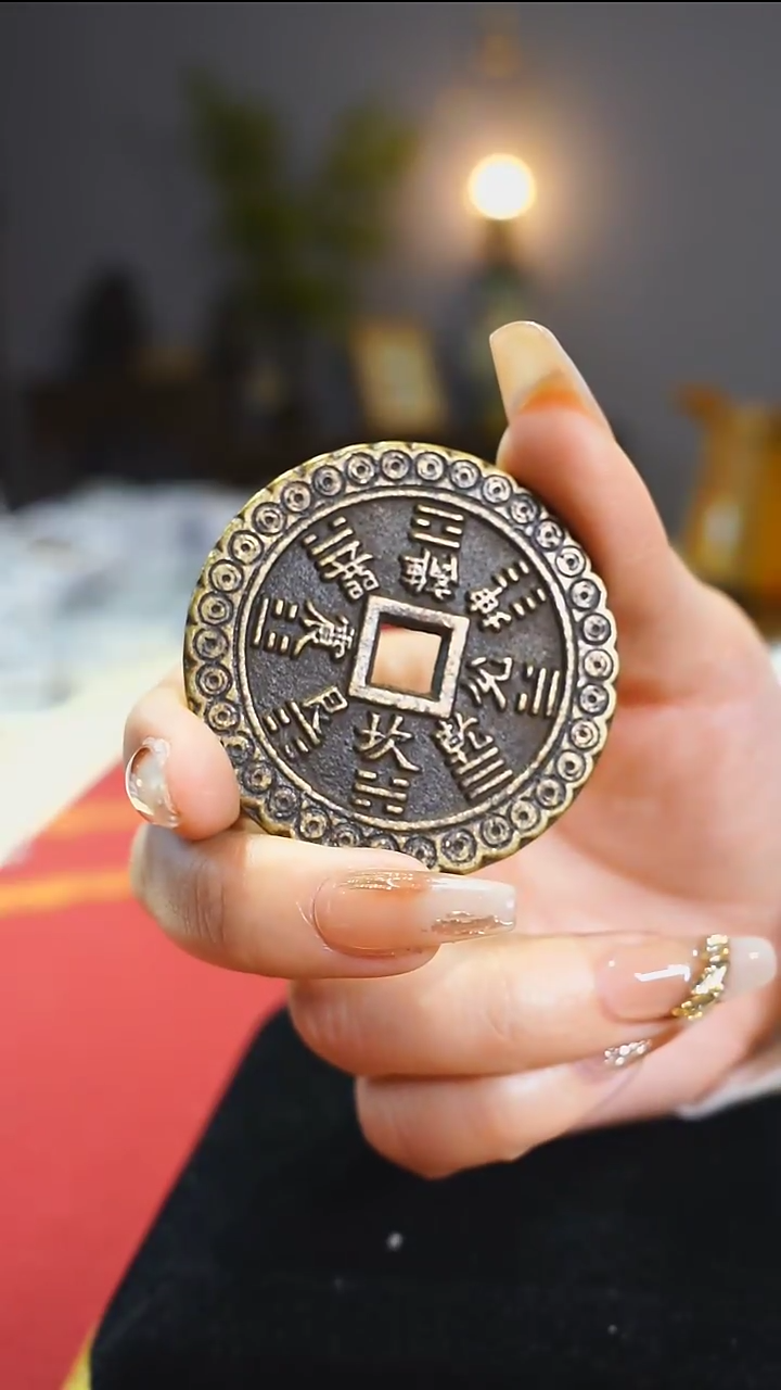 【闪购商品】铜金钱纹方孔山花5cm/0977