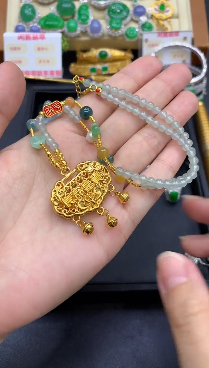 颈饰足金镶嵌翡翠660-中国好珍宝