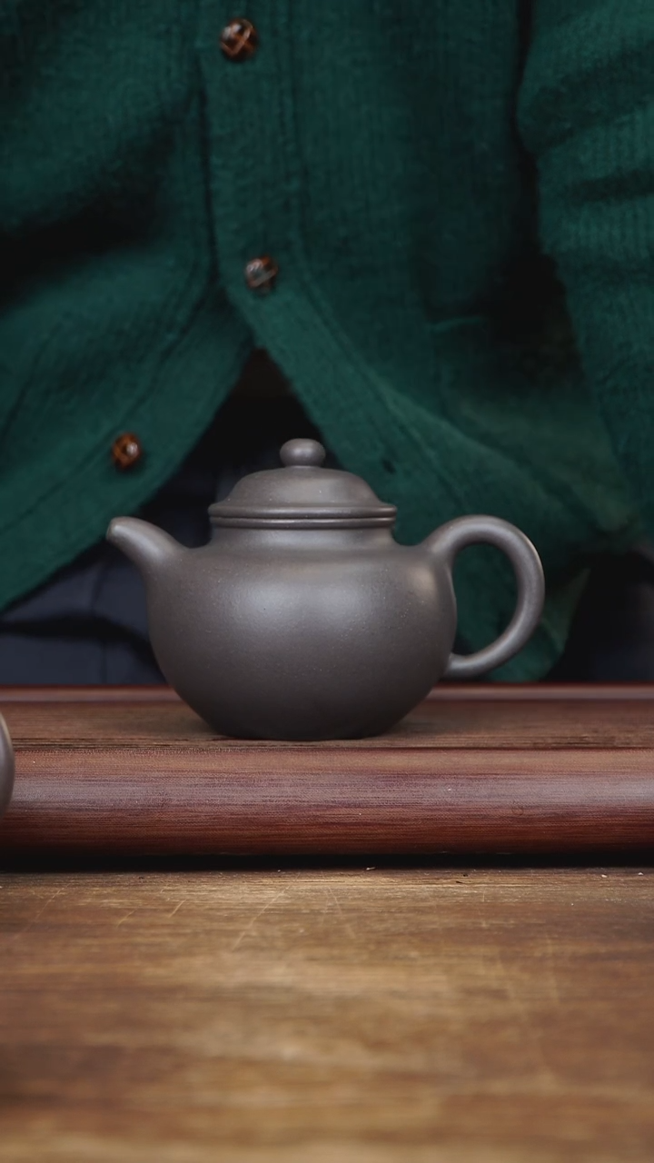 【闪购商品】紫砂茶壶420ml 主播作品全手莲子 天青