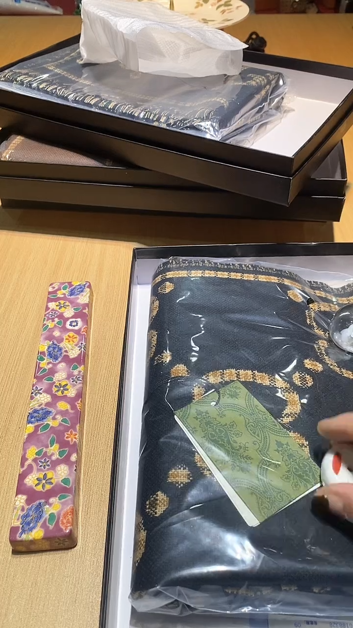 【闪购商品】瓷片锅碗瓢盆一件不剩