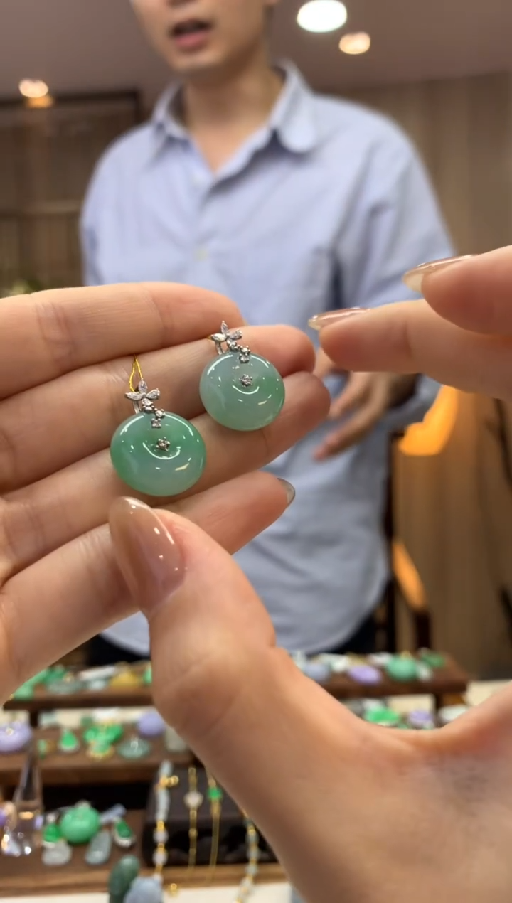 翡翠18K金镶嵌吊坠(不含链)平安扣多样性发货1件