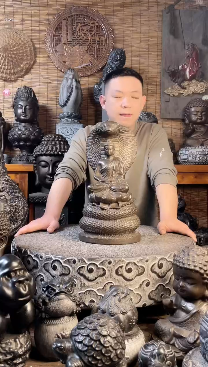 【闪购商品】38蛇佛天然青石雕刻