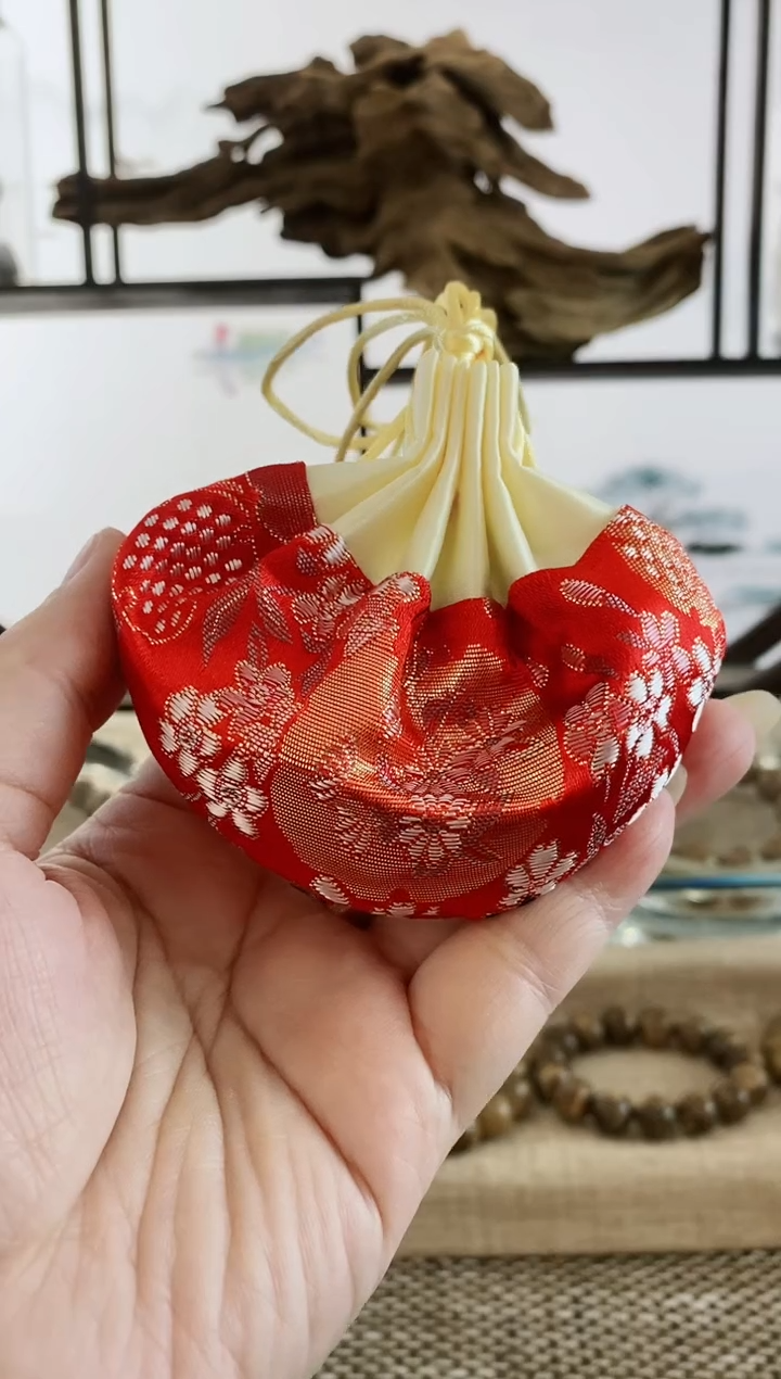 沉香沉香香囊天然沉香叶子香包