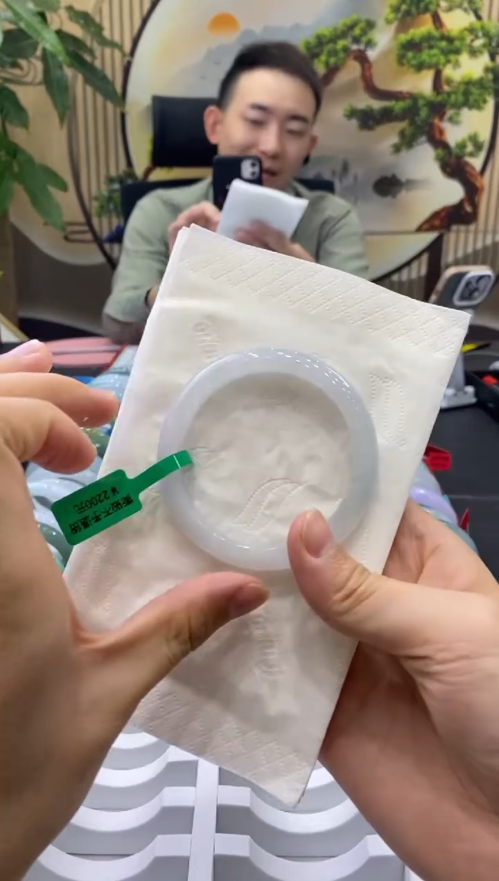 未镶嵌手镯翡翠幸**贝7058