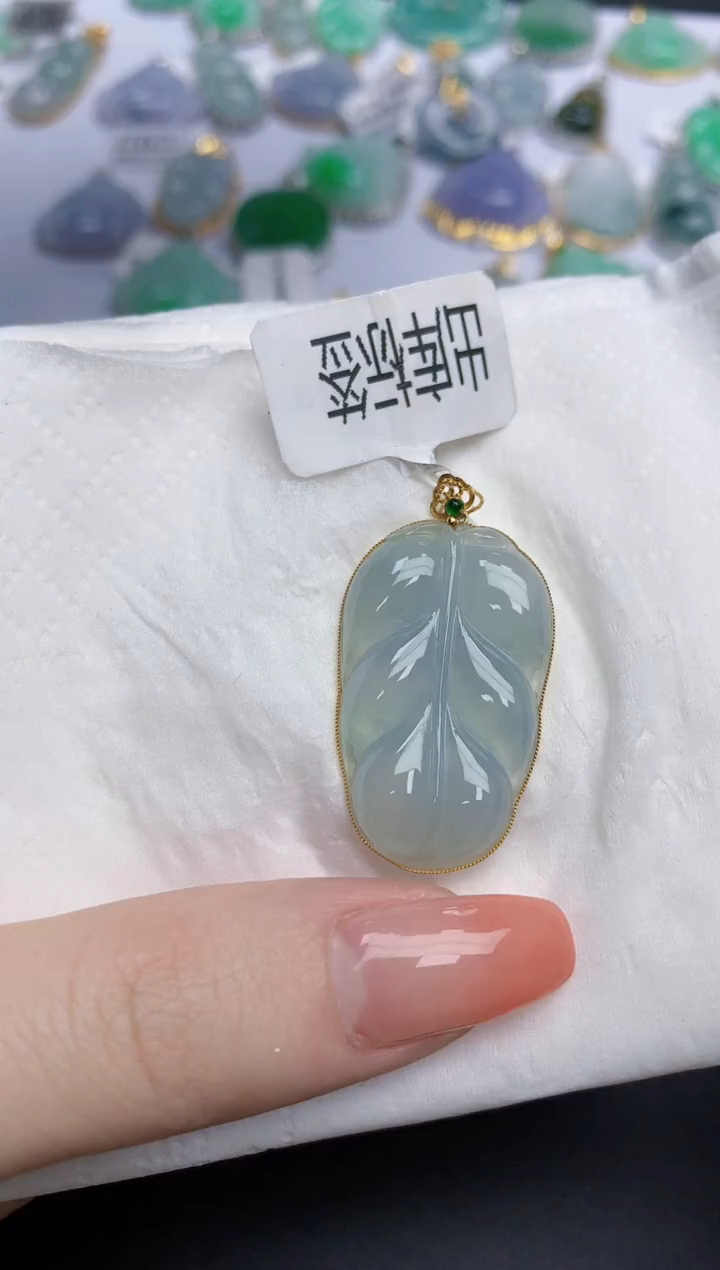 【闪购商品】翡翠颈饰未镶嵌天然缅甸翡翠A货