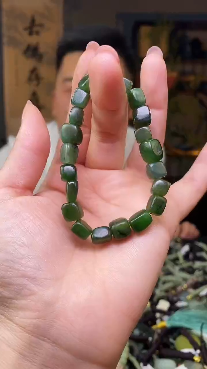 颈饰未镶嵌和田玉多样性发货，拍一发一