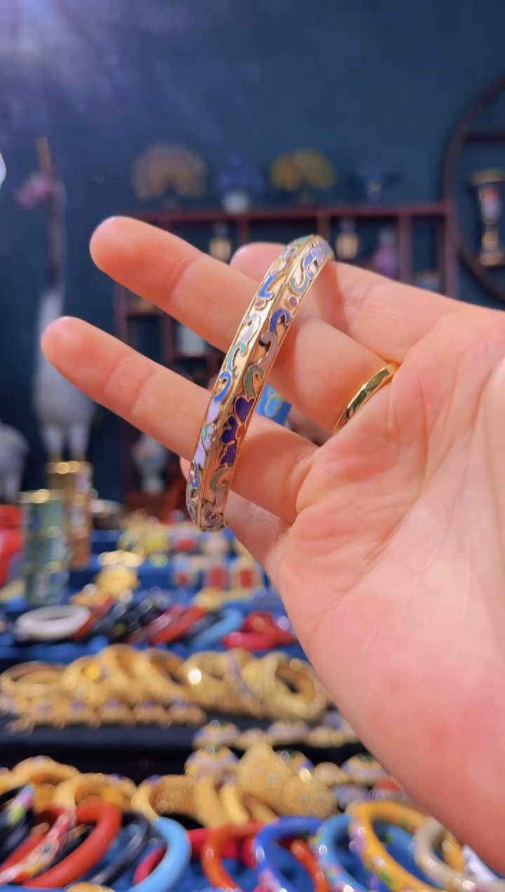 【闪购商品】非遗绝技 景泰蓝金地飞碟镯