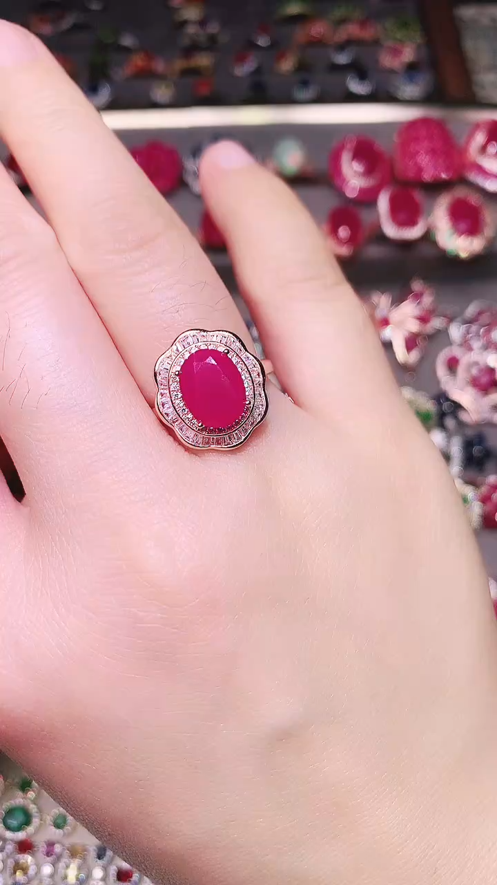 银S925镶嵌戒指红宝石....