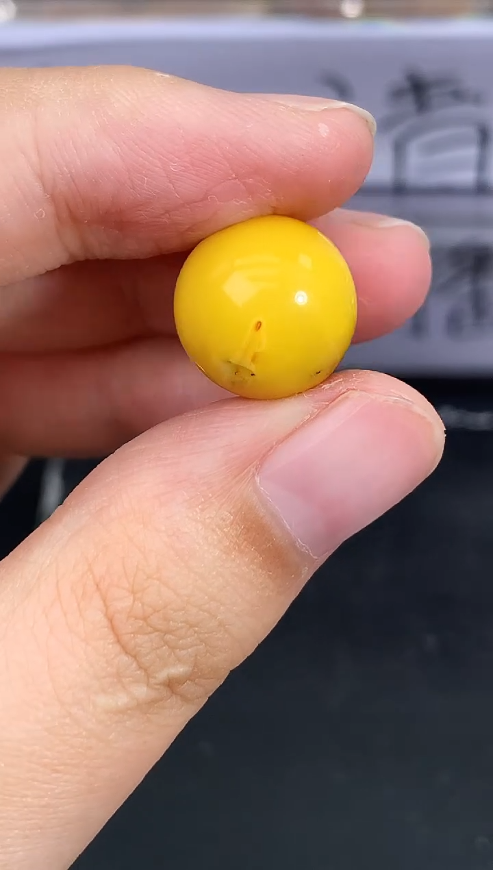 蜜蜡未镶嵌珠宝奇石2690