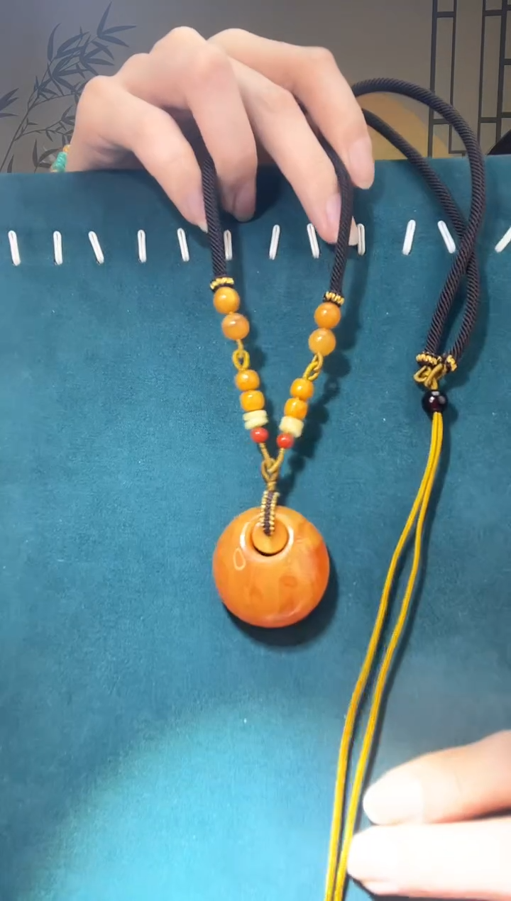 【闪购商品】琥珀裸石未镶嵌A0109天然蜜蜡