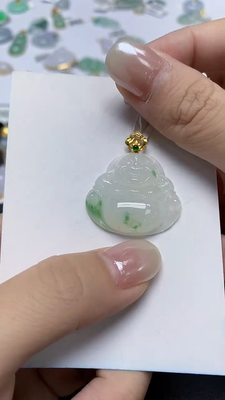翡翠18K金镶嵌颈饰天然缅甸翡翠A货