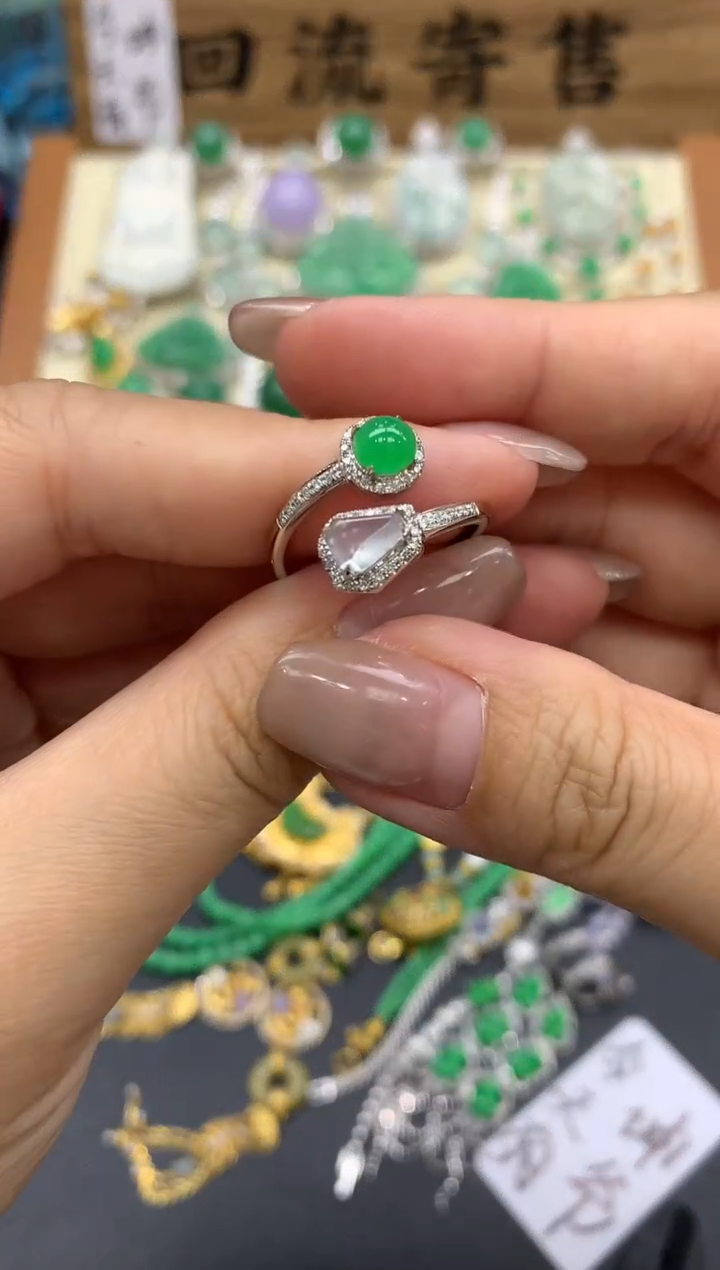 【闪购商品】翡翠戒指18K金镶嵌182-中国好珍宝
