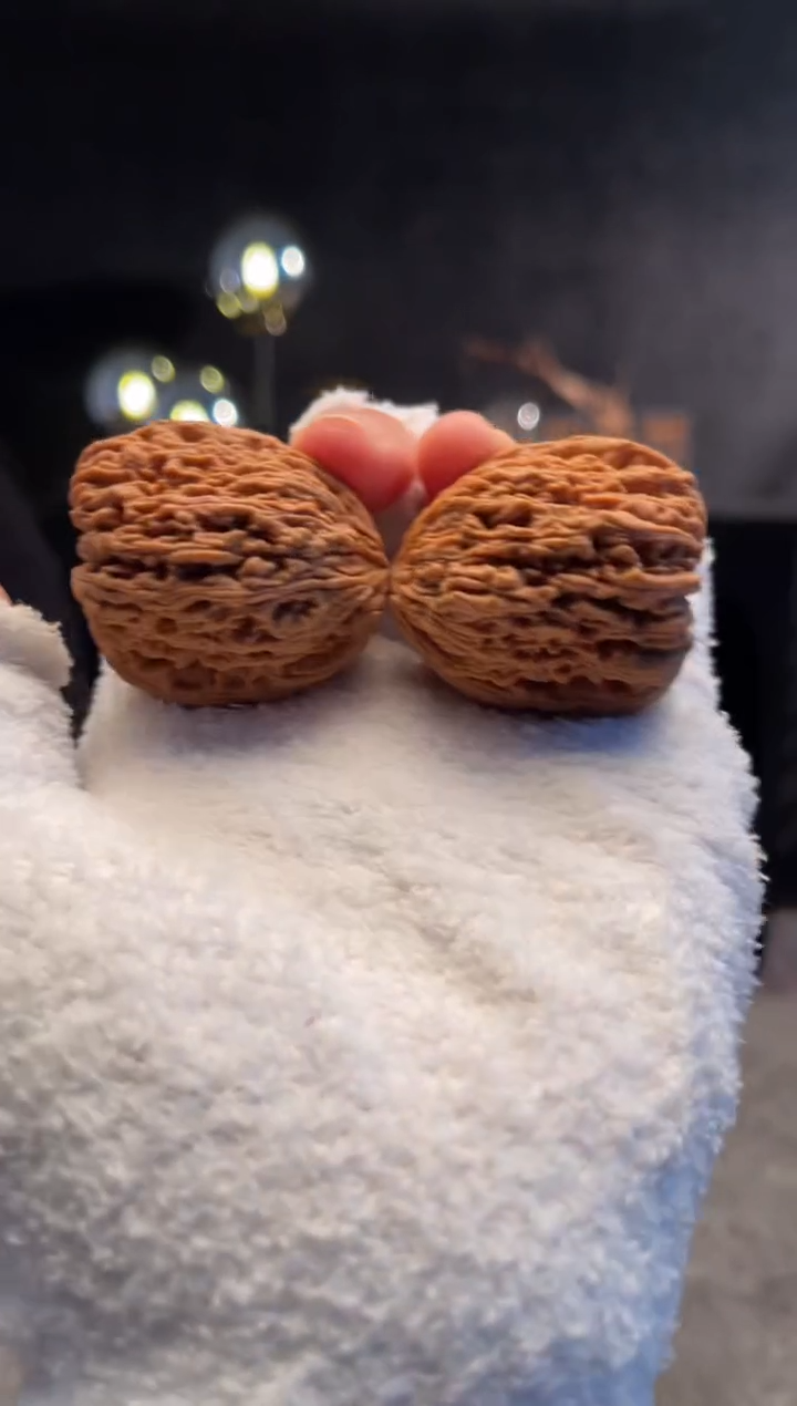 吊坠文玩核桃゛****u南将