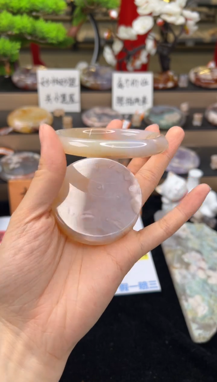 【闪购商品】石英质玉手镯未镶嵌57圈口（赠送镯心）11178