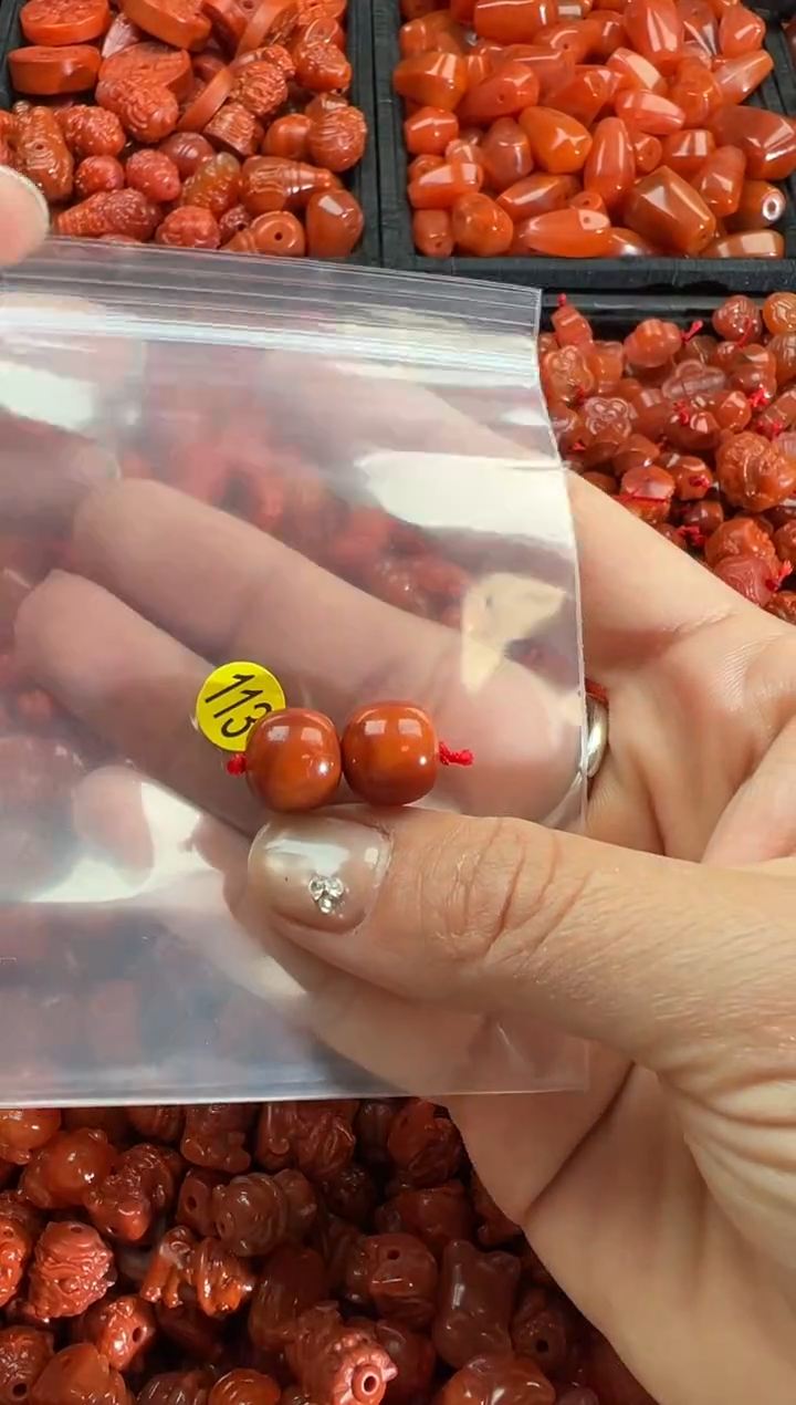 【闪购商品】南红玛瑙颈饰未镶嵌2