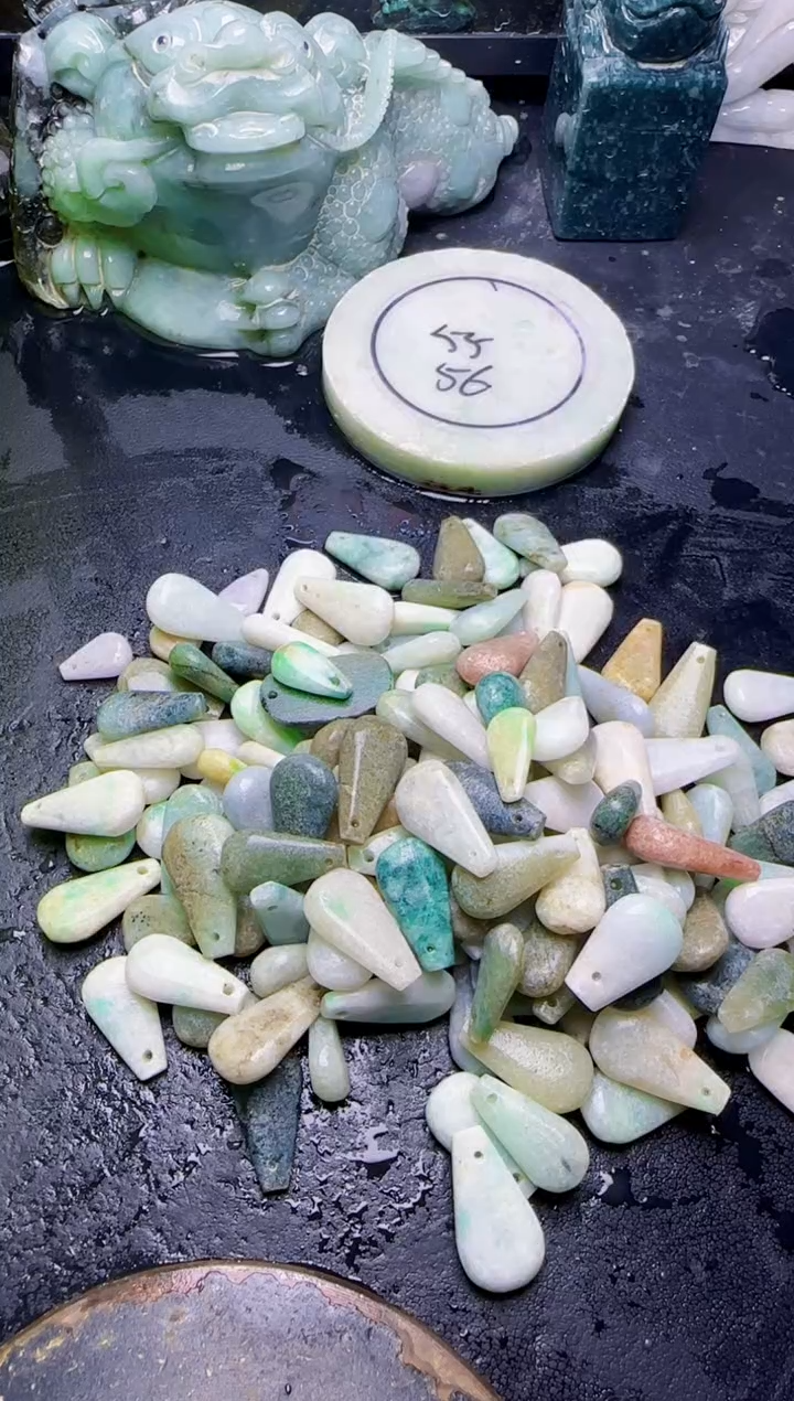 颈饰未镶嵌翡翠珂****枚109