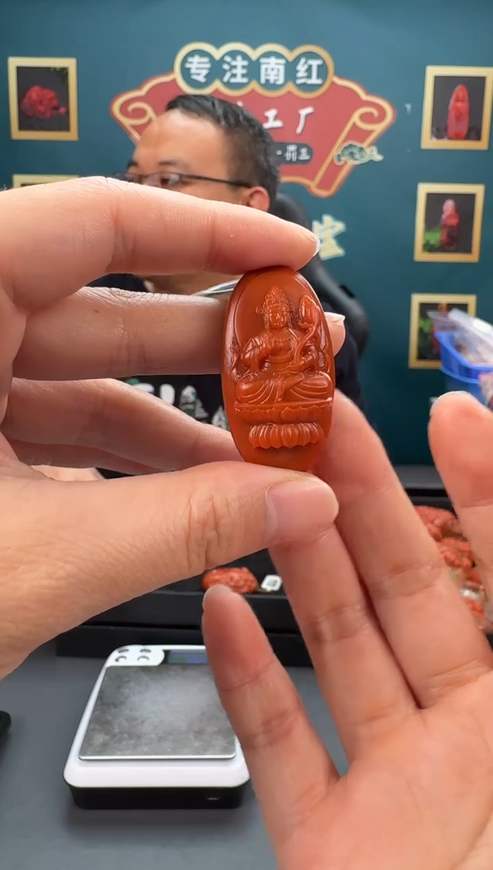 【闪购商品】南红玛瑙雕刻未镶嵌101ZB0113产品一个