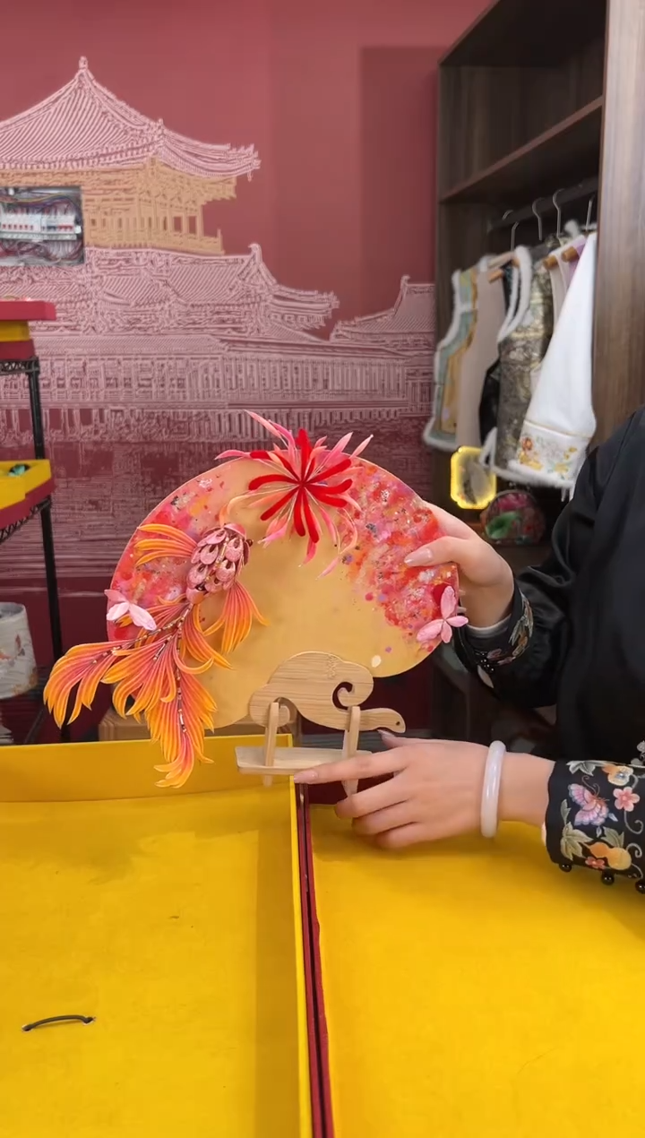 【闪购商品】刺绣非遗绒花（发饰）  扇