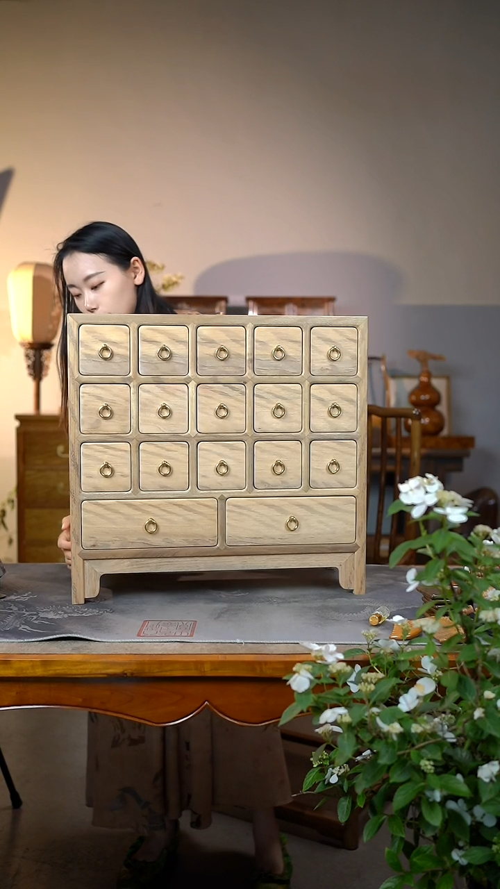 金丝楠满花虎皮精工多宝柜226