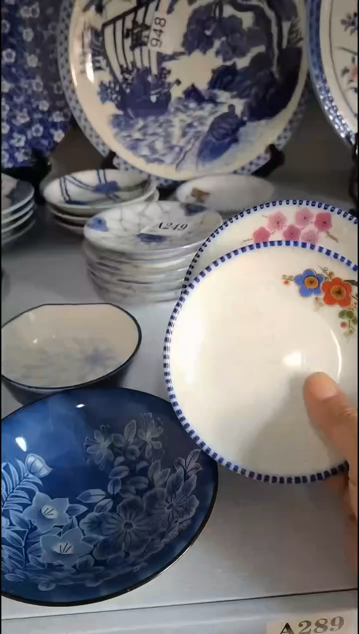 钦***尘钦差 中古商品 默认瑕疵 满20包邮 完美主义者慎拍